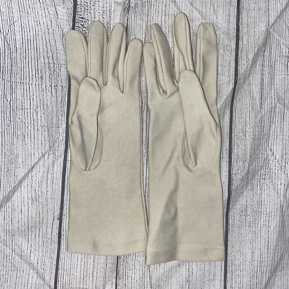 Vintage girls classic beige gloves big kid small